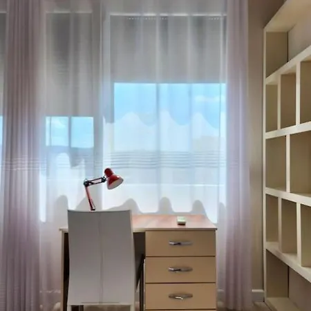 Apartment Urban Flat For 6 W 24h Self Check In *
