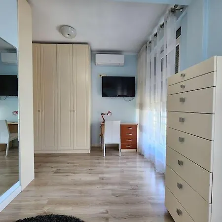 Apartment Urban Flat For 6 W 24h Self Check In *