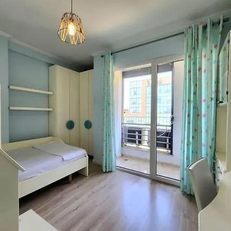 Urban Flat For 6 W 24h Self Check In * Tirana